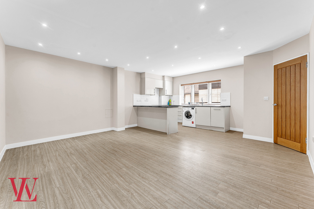 2 bed terraced house to rent in Adams Barn, Hunsdon Road, Ware, Hertfordshire  - Property Image 2