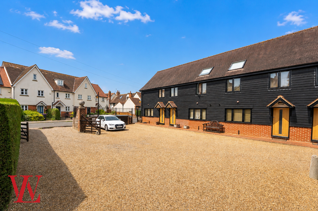 2 bed terraced house to rent in Adams Barn, Hunsdon Road, Ware, Hertfordshire  - Property Image 11