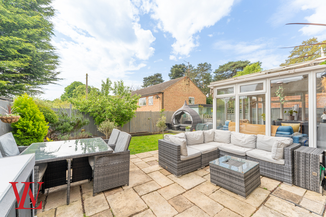 4 bed semi-detached house for sale in Nursery Close, Bishop's Stortford, Hertfordshire 22