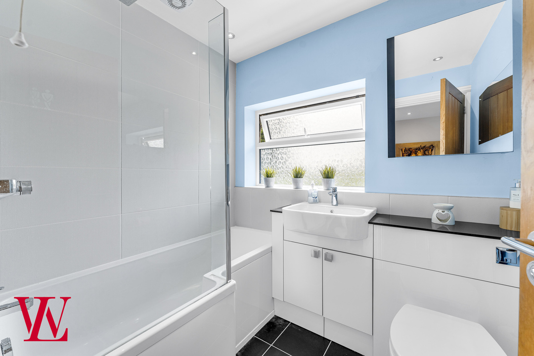 4 bed semi-detached house for sale in Nursery Close, Bishop's Stortford, Hertfordshire  - Property Image 17