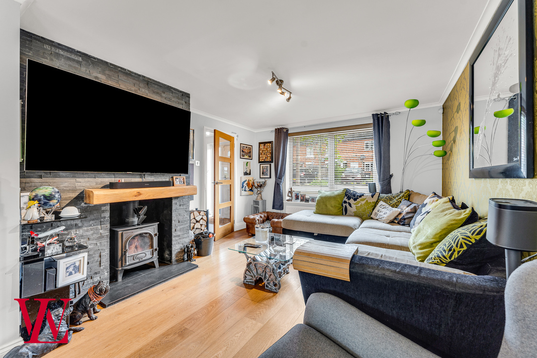 4 bed semi-detached house for sale in Nursery Close, Bishop's Stortford, Hertfordshire  - Property Image 3