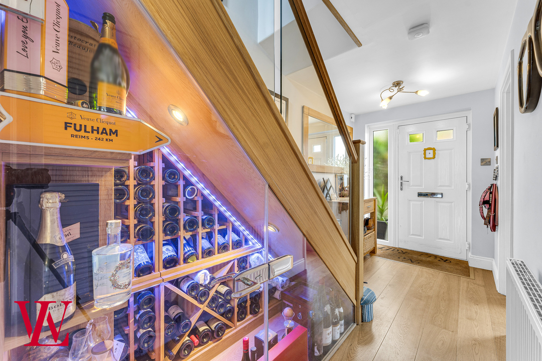 4 bed semi-detached house for sale in Nursery Close, Bishop's Stortford, Hertfordshire  - Property Image 10