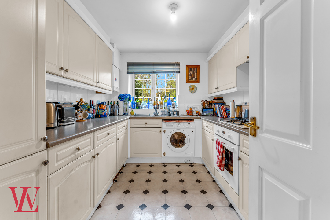 4 bed semi-detached house for sale in Gorefeld, Takeley, Bishop's Stortford, Essex 4