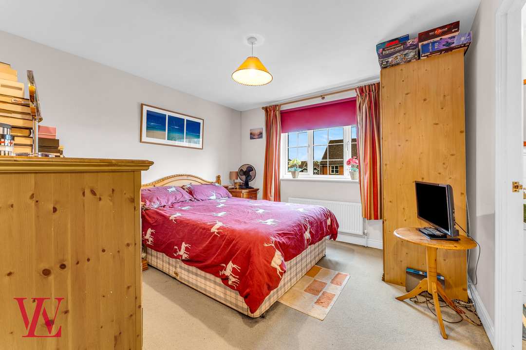 4 bed semi-detached house for sale in Gorefeld, Takeley, Bishop's Stortford, Essex  - Property Image 6