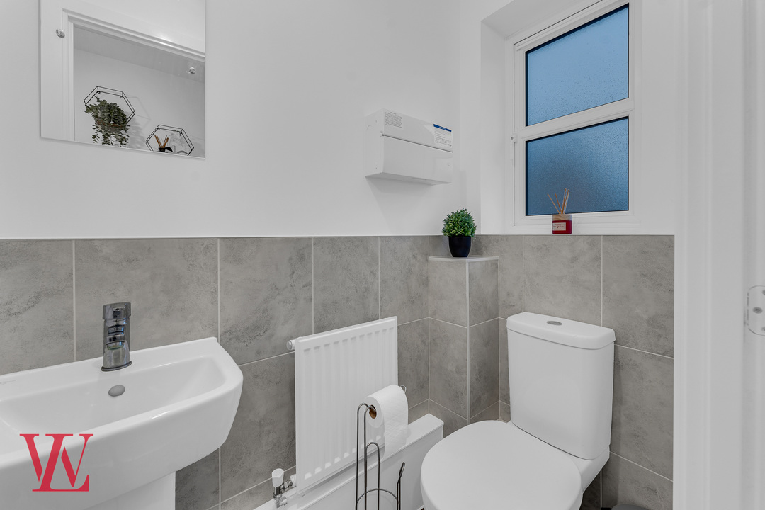 2 bed semi-detached house for sale in Thorpe Road, Bishop's Stortford 6