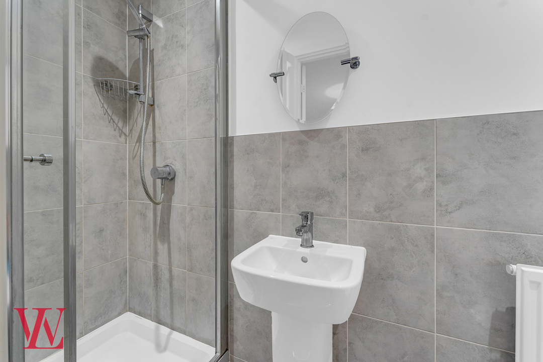 2 bed semi-detached house for sale in Thorpe Road, Bishop's Stortford  - Property Image 9