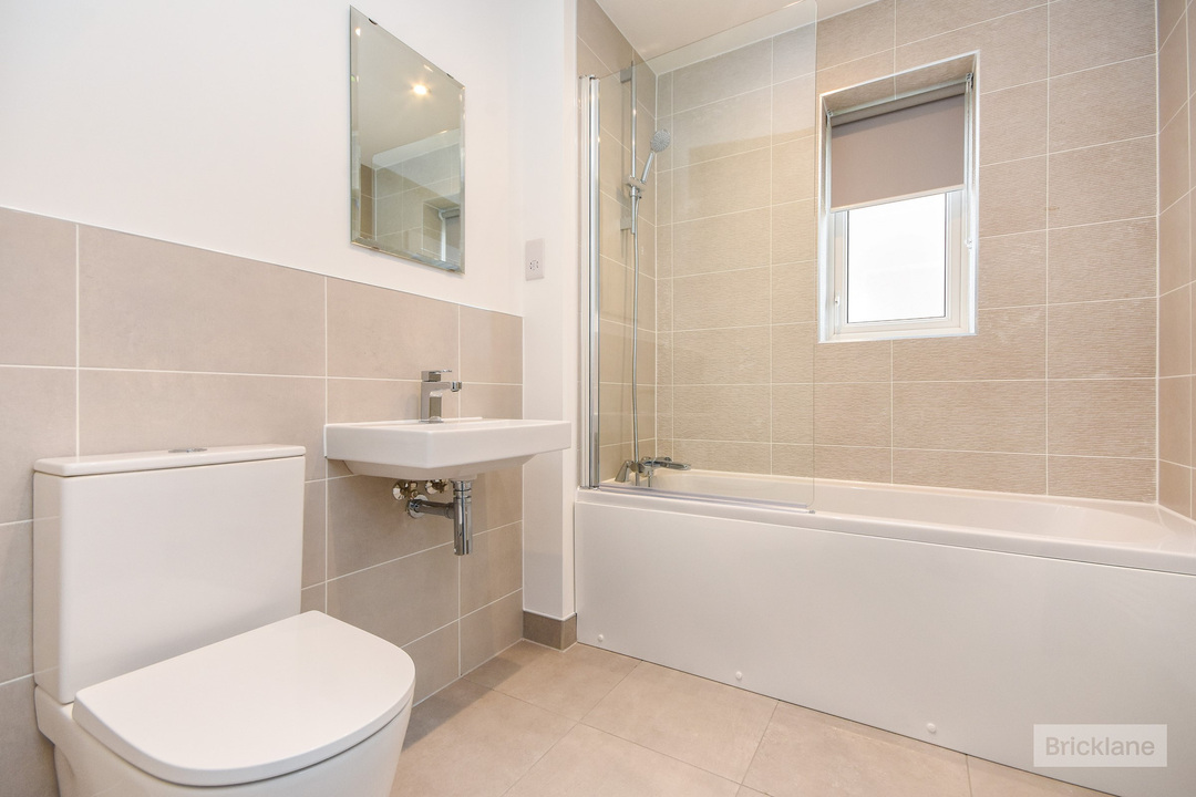 4 bed detached house to rent in Moors Field Drive, Little Dunmow, Essex  - Property Image 9