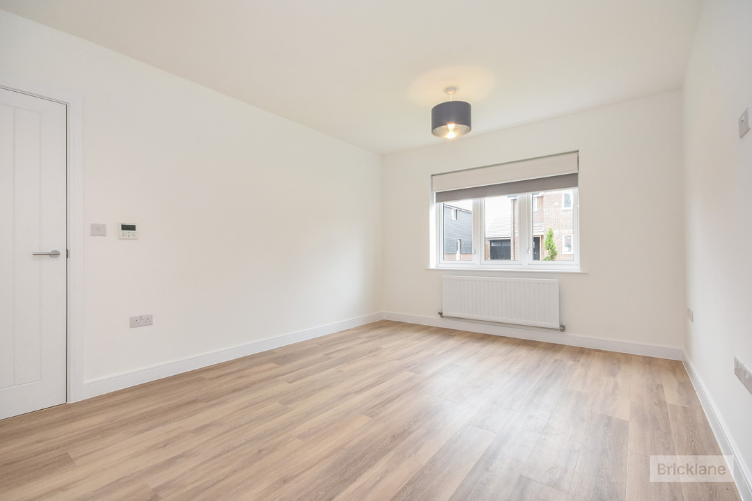 4 bed detached house to rent in Moors Field Drive, Little Dunmow, Essex  - Property Image 5
