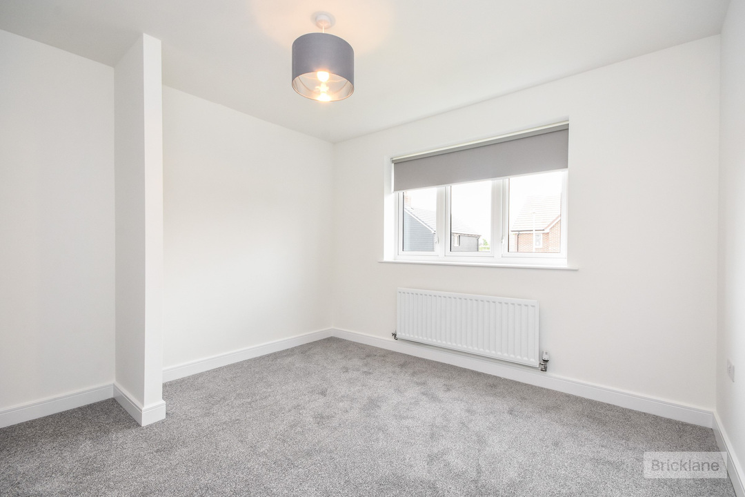 4 bed detached house to rent in Moors Field Drive, Little Dunmow, Essex  - Property Image 6