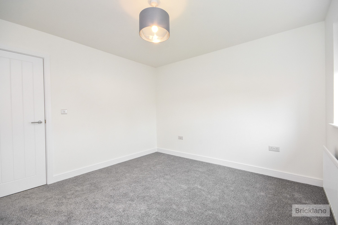 4 bed detached house to rent in Moors Field Drive, Little Dunmow, Essex  - Property Image 7
