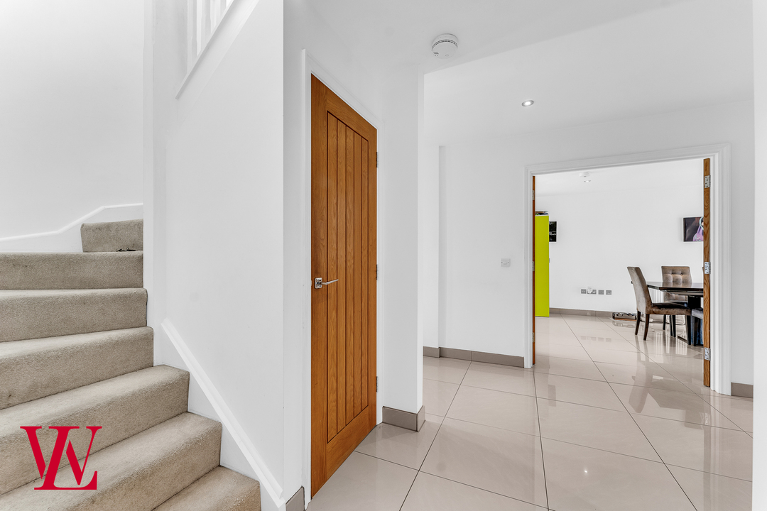 4 bed detached house for sale in Bella View, Dunmow Road, Takeley, Bishop's Stortford, Hertfordshire 7