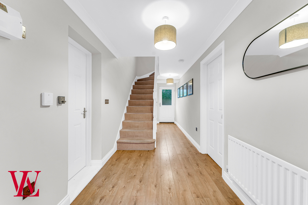 4 bed terraced house for sale in Cavell Drive, Bishop's Stortford, Hertfordshire 4