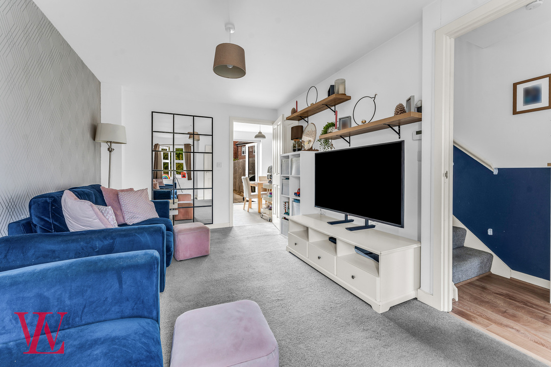 2 bed terraced house for sale in Jennings Close, Bishop's Stortford, Hertfordshire  - Property Image 2
