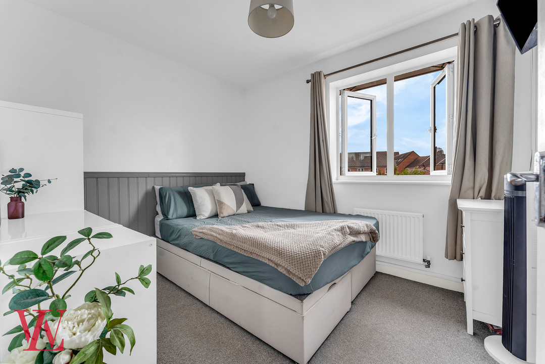 2 bed terraced house for sale in Jennings Close, Bishop's Stortford, Hertfordshire  - Property Image 12