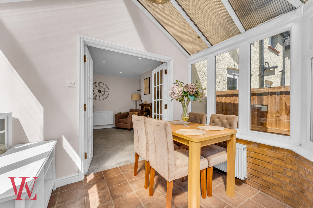 3 bed semi-detached house for sale in Cambridge Road, Stansted, Essex 7