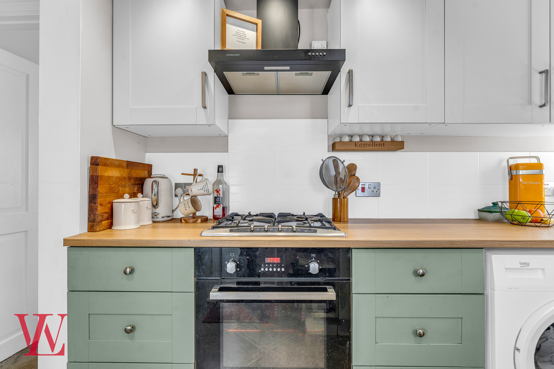 3 bed semi-detached house for sale in Cambridge Road, Stansted, Essex 6