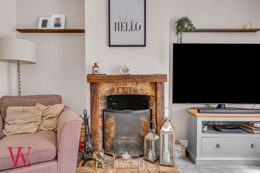 3 bed semi-detached house for sale in Cambridge Road, Stansted, Essex  - Property Image 3
