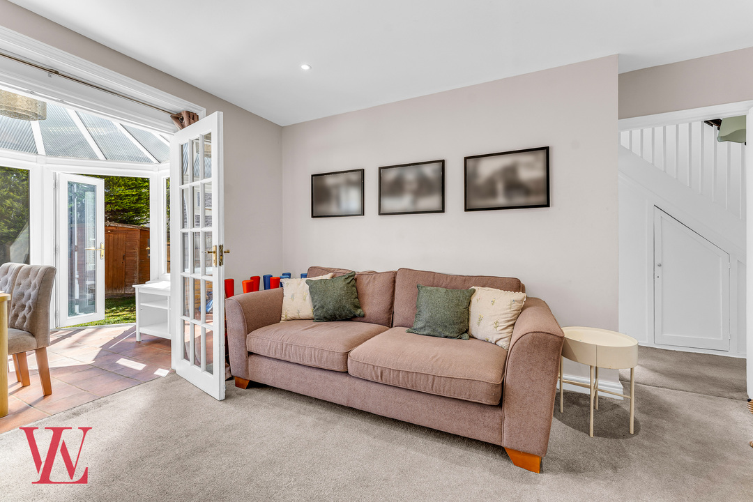 3 bed semi-detached house for sale in Cambridge Road, Stansted, Essex  - Property Image 10