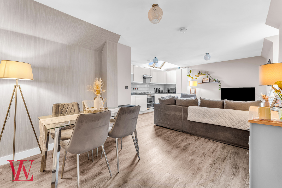 1 bed apartment for sale in Bowling House, Heron Court, Bishop's Stortford, Hertfordshire 1