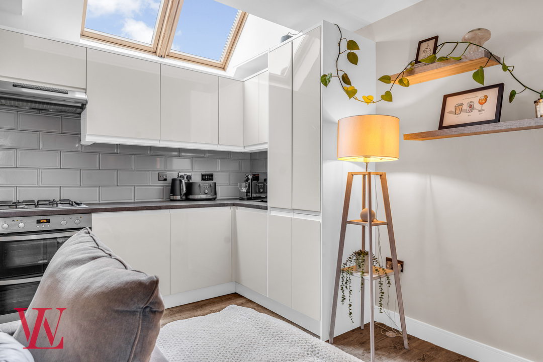 1 bed apartment for sale in Bowling House, Heron Court, Bishop's Stortford, Hertfordshire  - Property Image 7