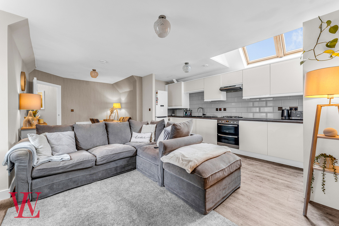 1 bed apartment for sale in Bowling House, Heron Court, Bishop's Stortford, Hertfordshire  - Property Image 3