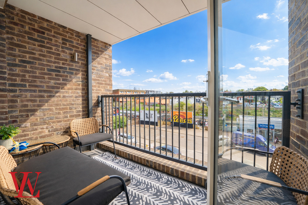 1 bed apartment for sale in Carriage House, Morton Peto Road, Bishop's Stortford, Hertfordshire  - Property Image 3