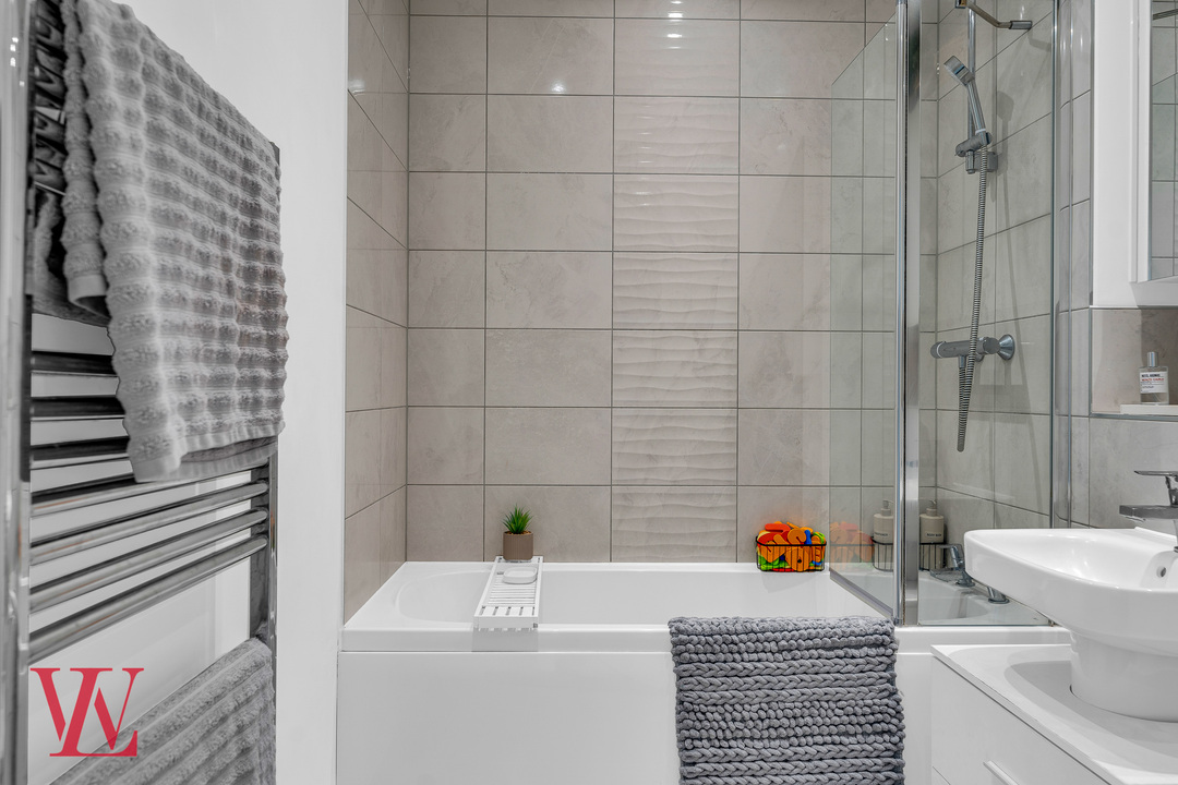 1 bed apartment for sale in Carriage House, Morton Peto Road, Bishop's Stortford, Hertfordshire 11