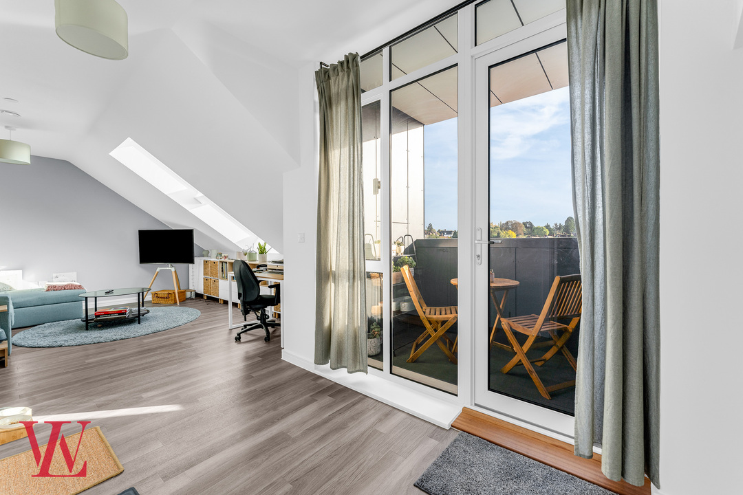 1 bed apartment for sale in Engine House, Morton Peto Road, Bishop's Stortford, Hertfordshire 9