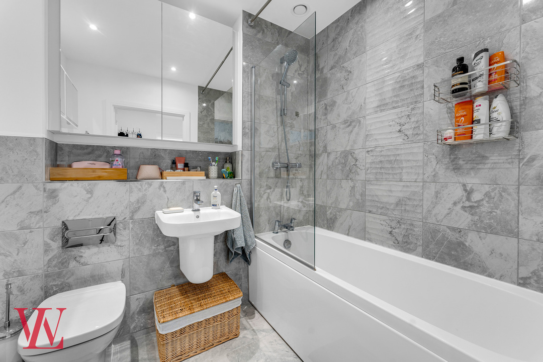 1 bed apartment for sale in Engine House, Morton Peto Road, Bishop's Stortford, Hertfordshire 15