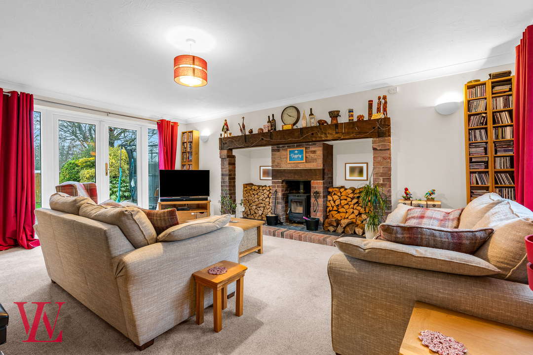 5 bed detached house for sale in Friars Wood, Bishop's Stortford, Hertfordshire  - Property Image 2