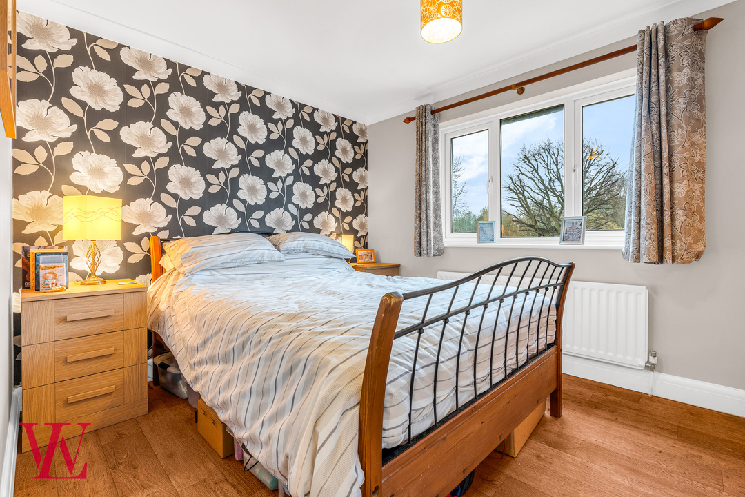 5 bed detached house for sale in Friars Wood, Bishop's Stortford, Hertfordshire  - Property Image 24