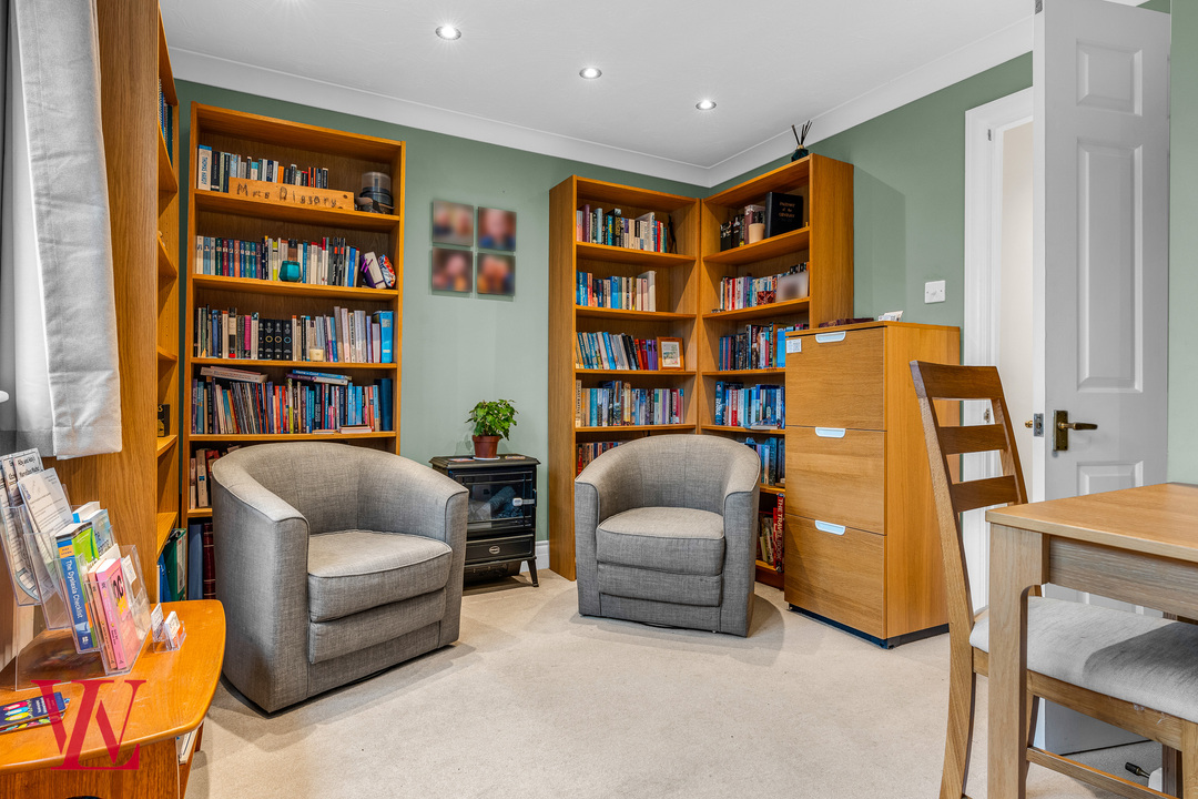 5 bed detached house for sale in Friars Wood, Bishop's Stortford, Hertfordshire  - Property Image 16