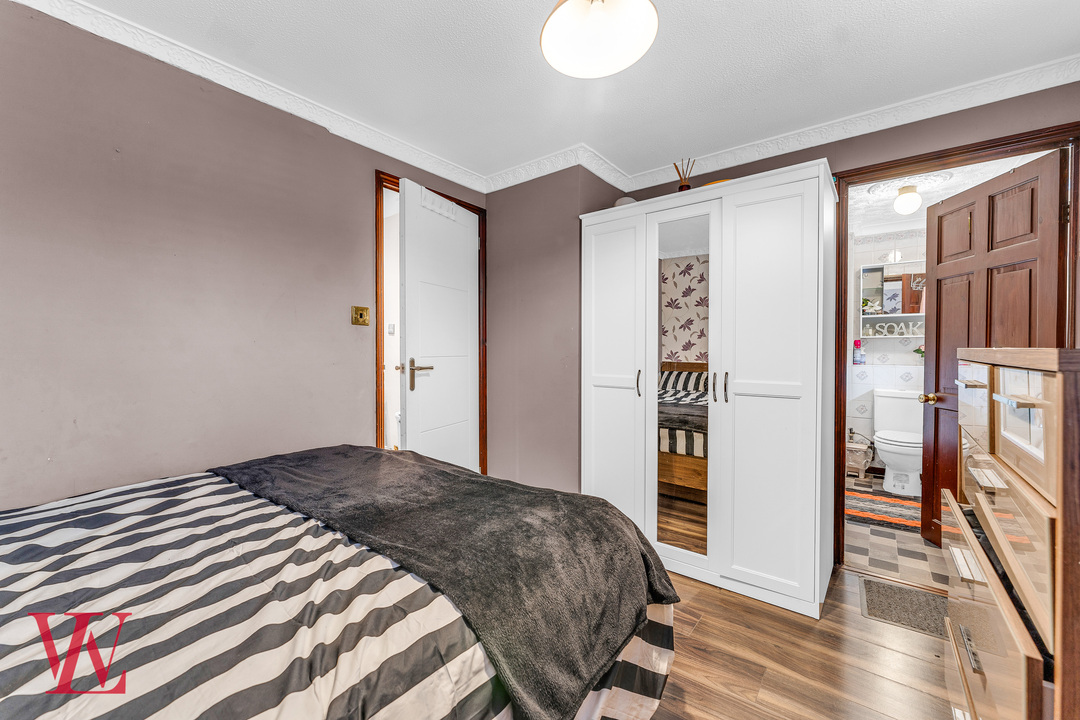 3 bed detached house for sale in Larchwood, Bishop's Stortford, Hertfordshire  - Property Image 14