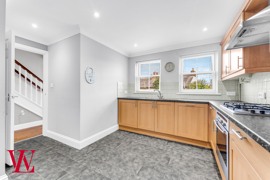 3 bed semi-detached house for sale in Tuckers Row, Bishop's Stortford, Hertfordshire 3