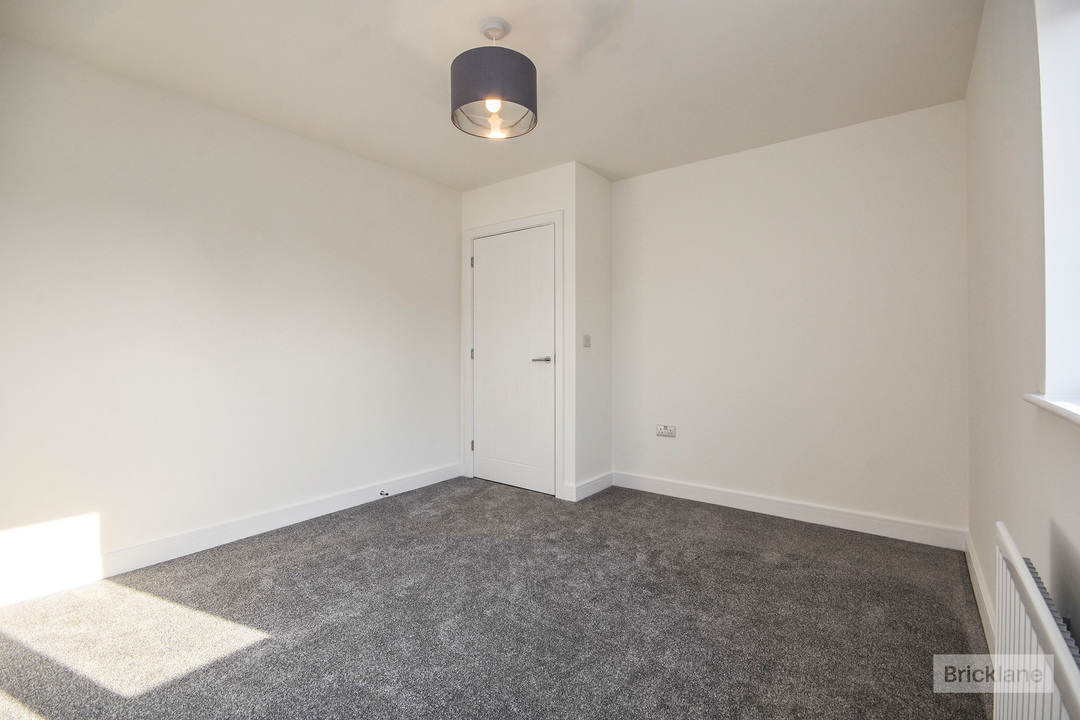 4 bed detached house to rent in Little Clobbs Mead, Little Dunmow, Dunmow, Essex  - Property Image 6