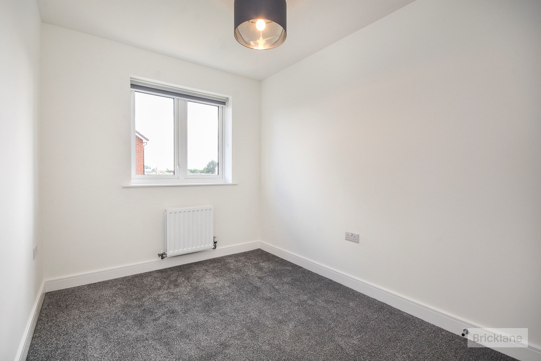 3 bed detached house to rent in Moors Field Drive, Little Dunmow, Essex  - Property Image 8