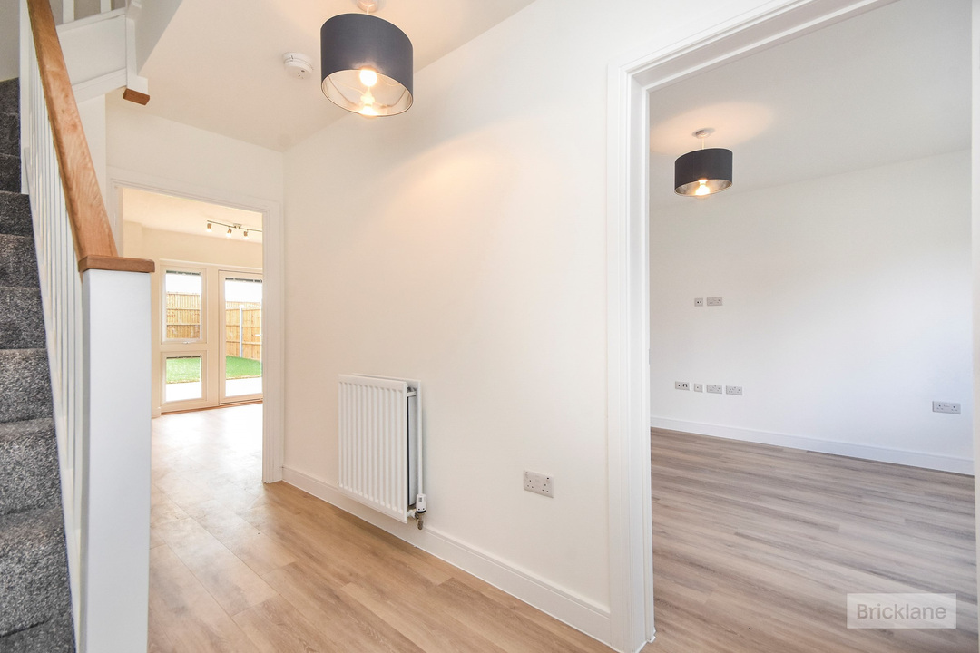 3 bed detached house to rent in Moors Field Drive, Little Dunmow, Essex  - Property Image 5