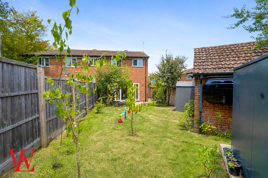 3 bed semi-detached house for sale in Hipkins, Bishop's Stortford, Hertfordshire 17