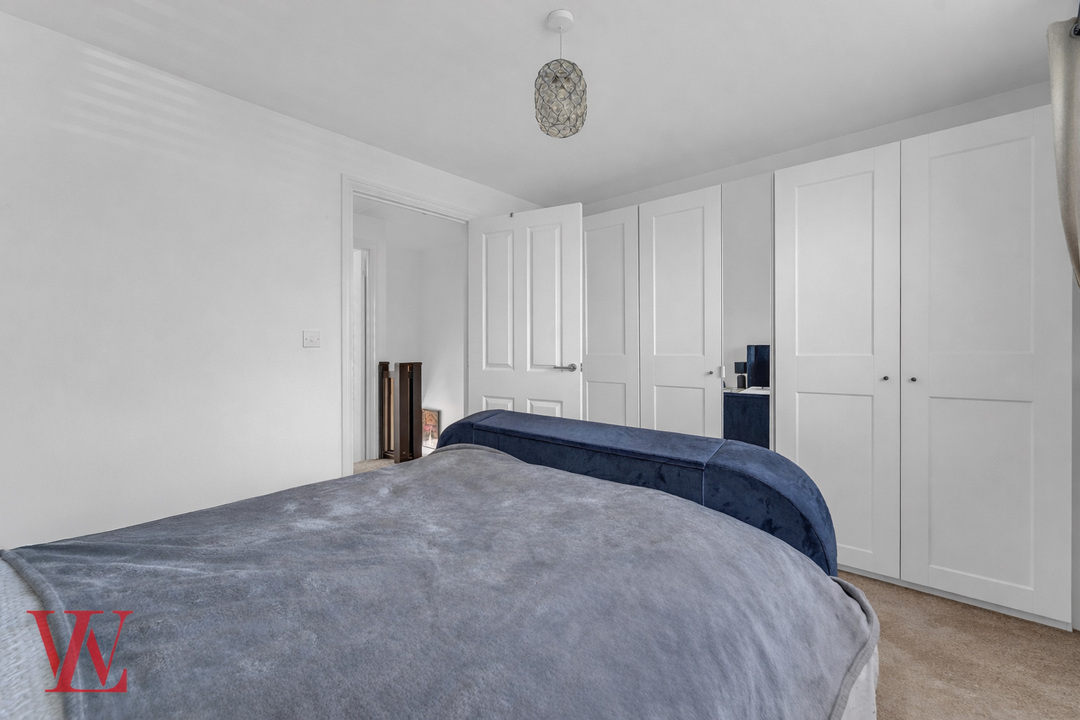 2 bed semi-detached house for sale in Lilley Lane, Bishop's Stortford  - Property Image 9