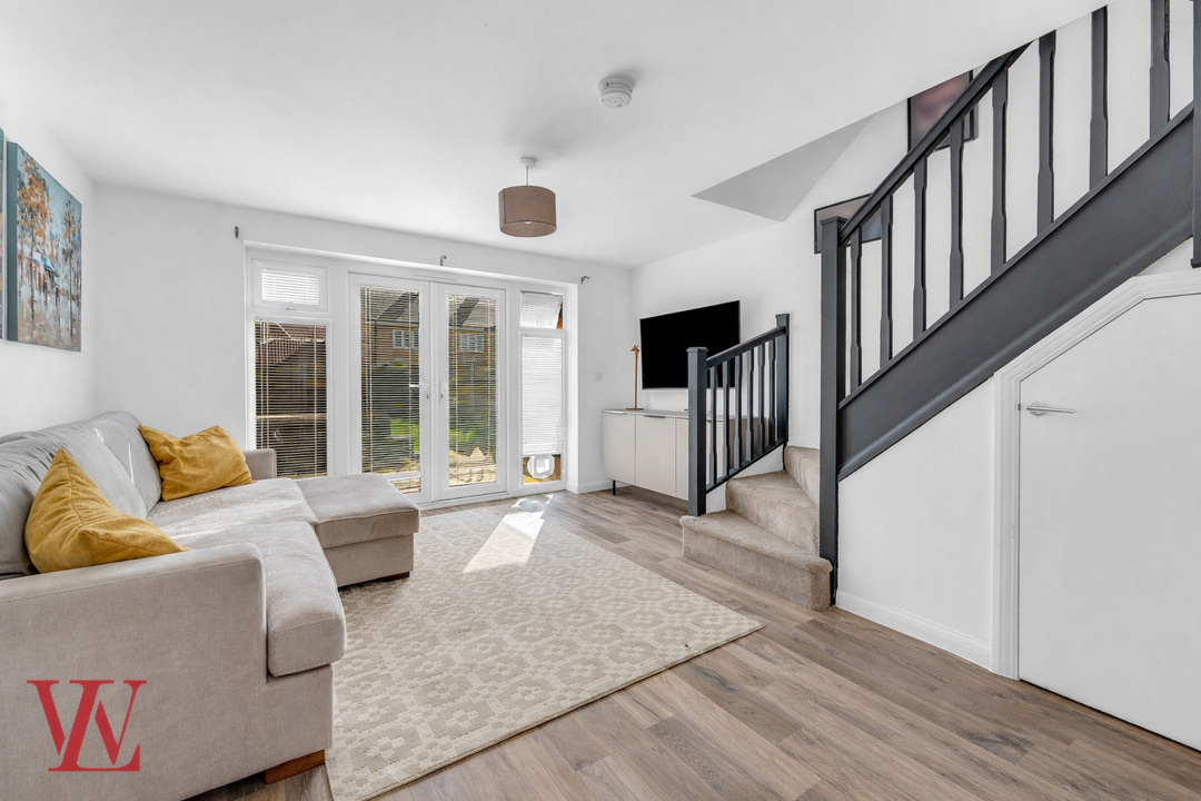 2 bed semi-detached house for sale in Lilley Lane, Bishop's Stortford  - Property Image 4