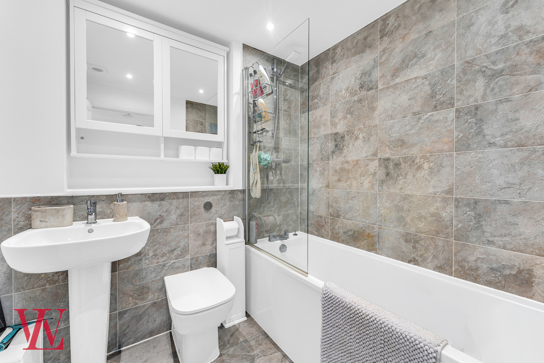 2 bed semi-detached house for sale in Lilley Lane, Bishop's Stortford  - Property Image 10