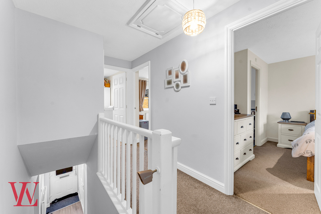 4 bed semi-detached house for sale in The Hedgerows, Bishop's Stortford, Hertfordshire  - Property Image 14