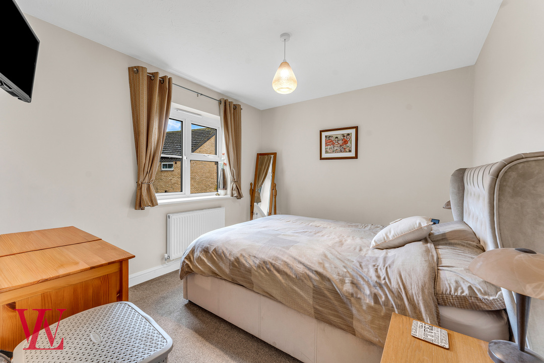 4 bed semi-detached house for sale in The Hedgerows, Bishop's Stortford, Hertfordshire  - Property Image 19