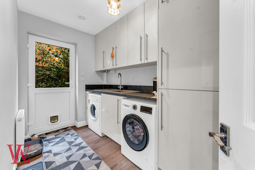 4 bed semi-detached house for sale in The Hedgerows, Bishop's Stortford, Hertfordshire 10