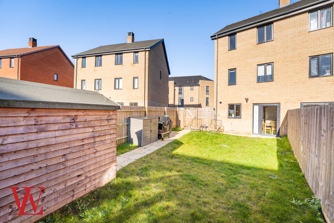 3 bed semi-detached house for sale in Athenian Drive, Bishop's Stortford, Hertfordshire  - Property Image 19