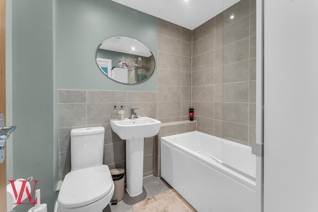 3 bed semi-detached house for sale in Athenian Drive, Bishop's Stortford, Hertfordshire  - Property Image 15