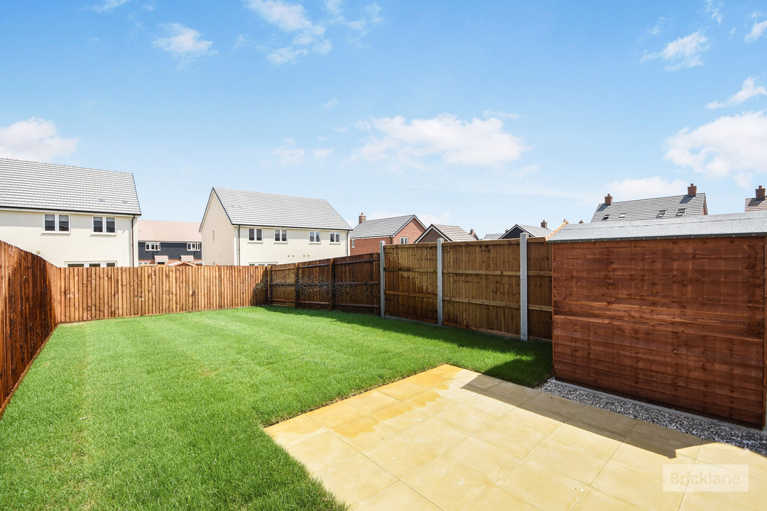 3 bed semi-detached house to rent in Priestley Field Avenue, Little Dunmow, Dunmow, Essex  - Property Image 10