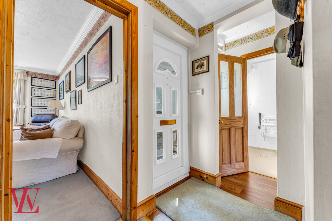 3 bed semi-detached house for sale in Apton Road, Bishop's Stortford, Hertfordshire  - Property Image 13
