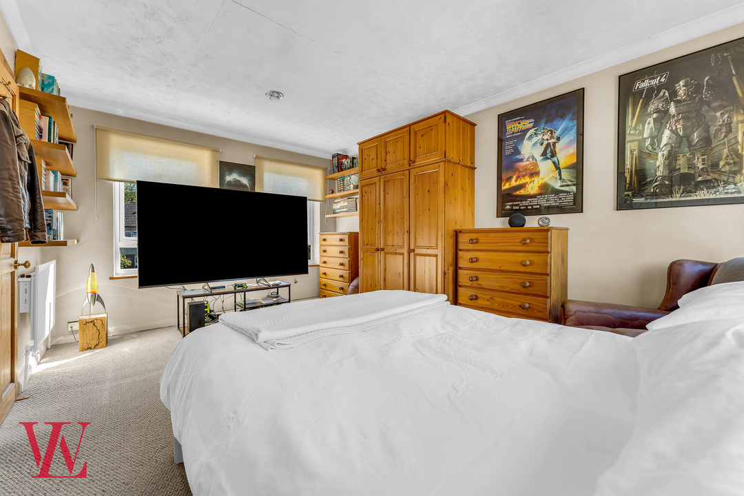 3 bed semi-detached house for sale in Apton Road, Bishop's Stortford, Hertfordshire  - Property Image 23