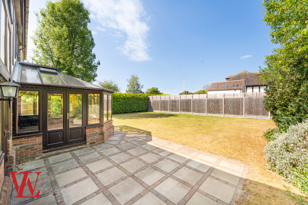 5 bed detached house to rent in Maze Green Heights, Bishop's Stortford, Hertfordshire  - Property Image 26